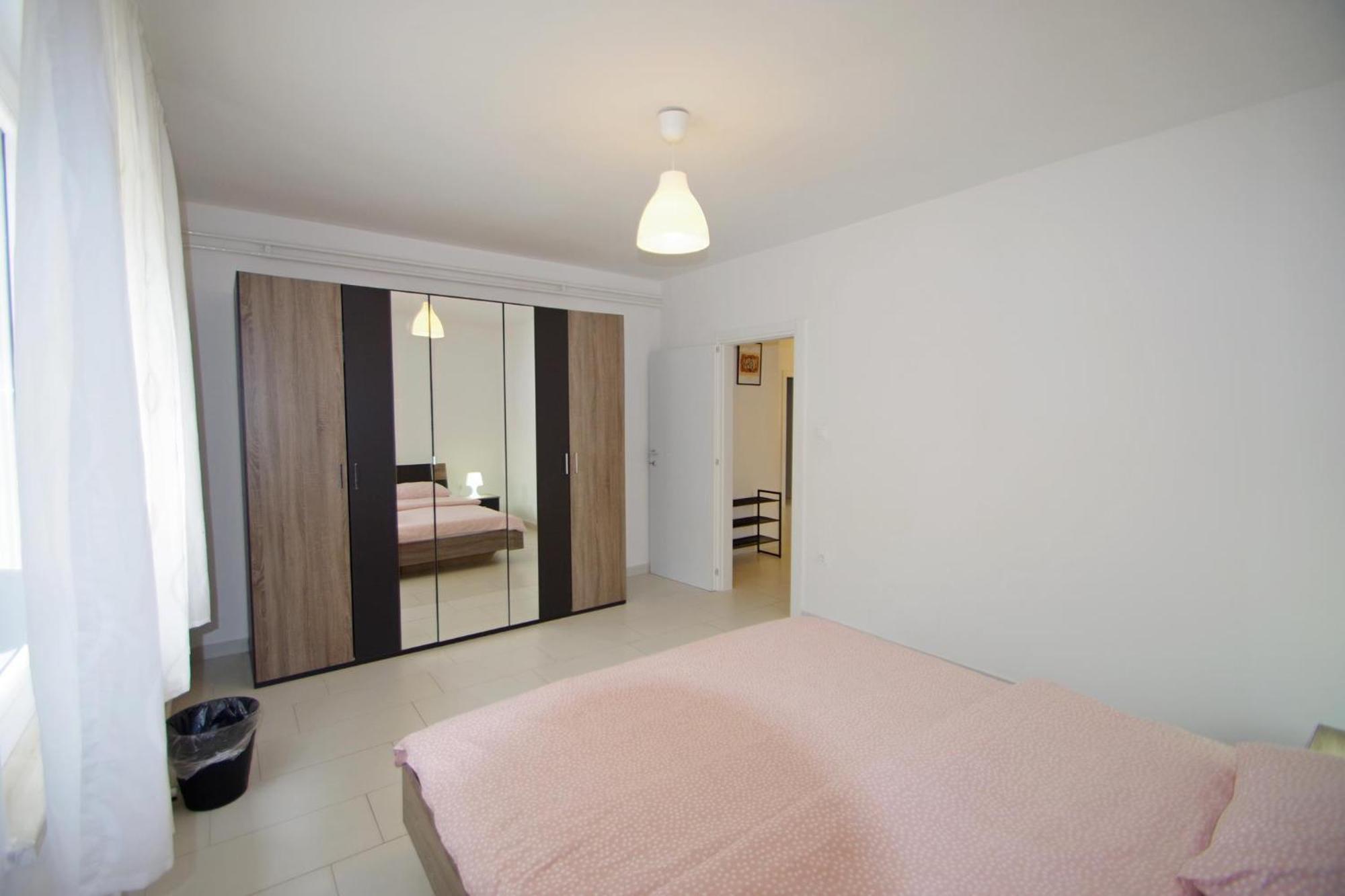 Apartments Nikolina Rakalj Εξωτερικό φωτογραφία